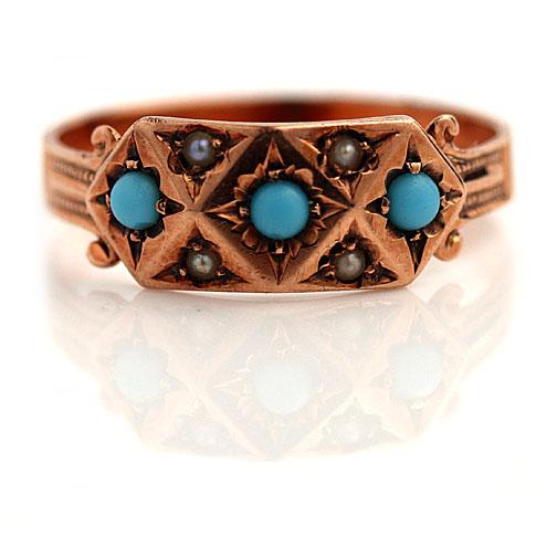 December Birthstone: A Beginners Guide to Turquoise Rings 
– Vintage Diamond Ring