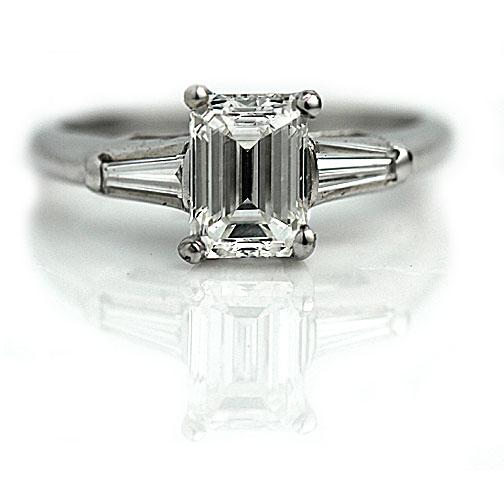 6 Reasons Why We love Emerald Cut Engagement Rings 
– Vintage Diamond Ring