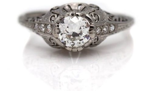 7 Best Styles of Platinum Engagement Rings (2022) 
– Vintage Diamond Ring