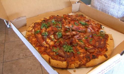 ChatGPT tạo công thức bánh pizza đặc biệt cho Ngày của Cha cho nhà hàng Bay Area lâu năm